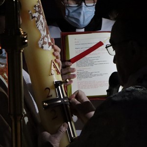 Kardinal Bozanić predslavio Vazmeno bdjenje: "Krist nas želi jer nas ljubi"